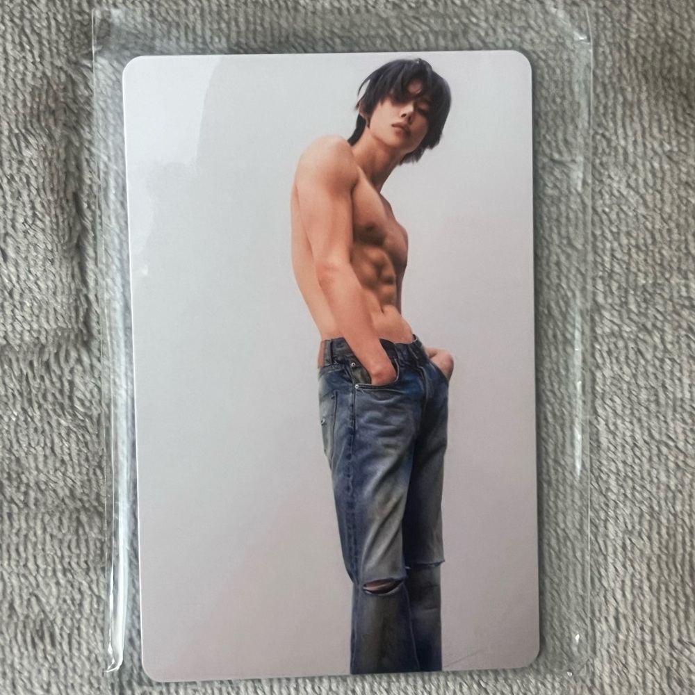TXT Yeonjun No Labels Concept Photocard